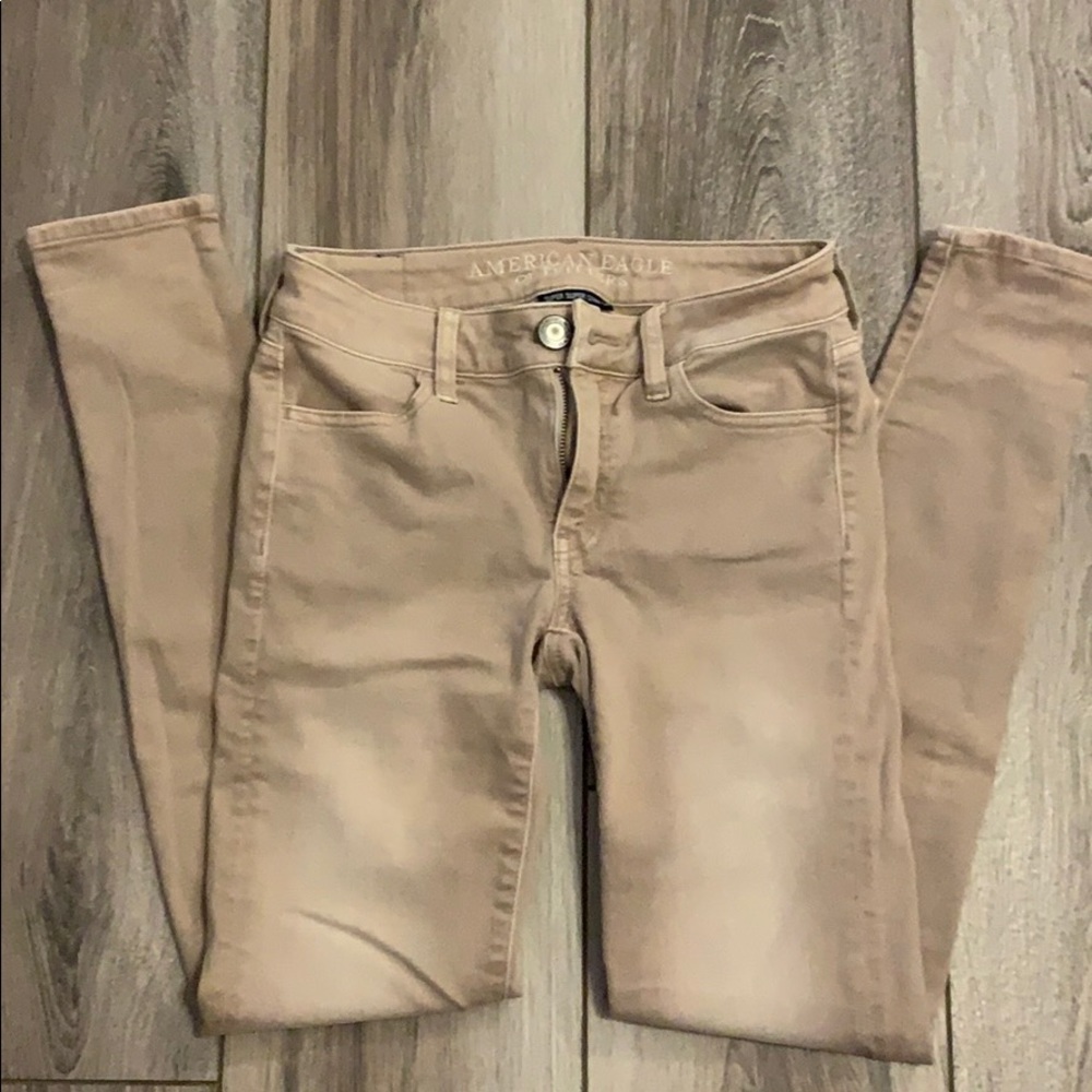Blush pink American Eagle jeans